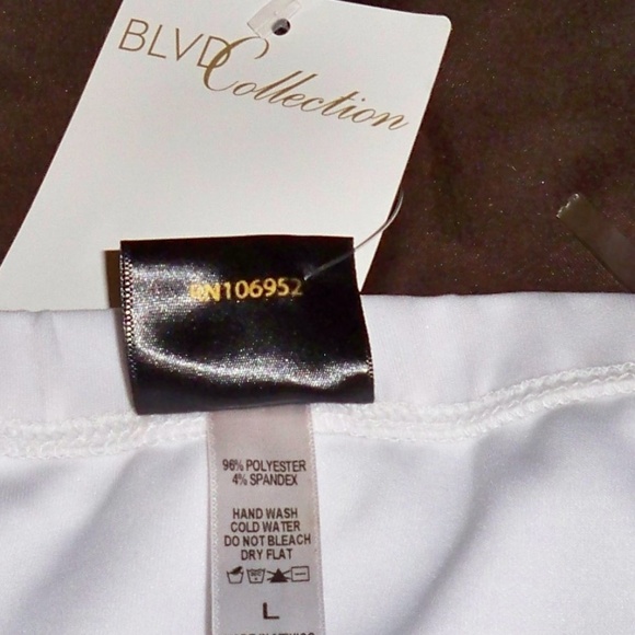 Ladies Slim Fit Bustier Dress - Picture 5 of 6